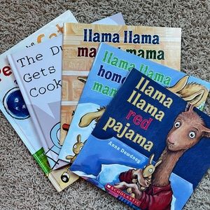 Children’s Book bundle 🆕